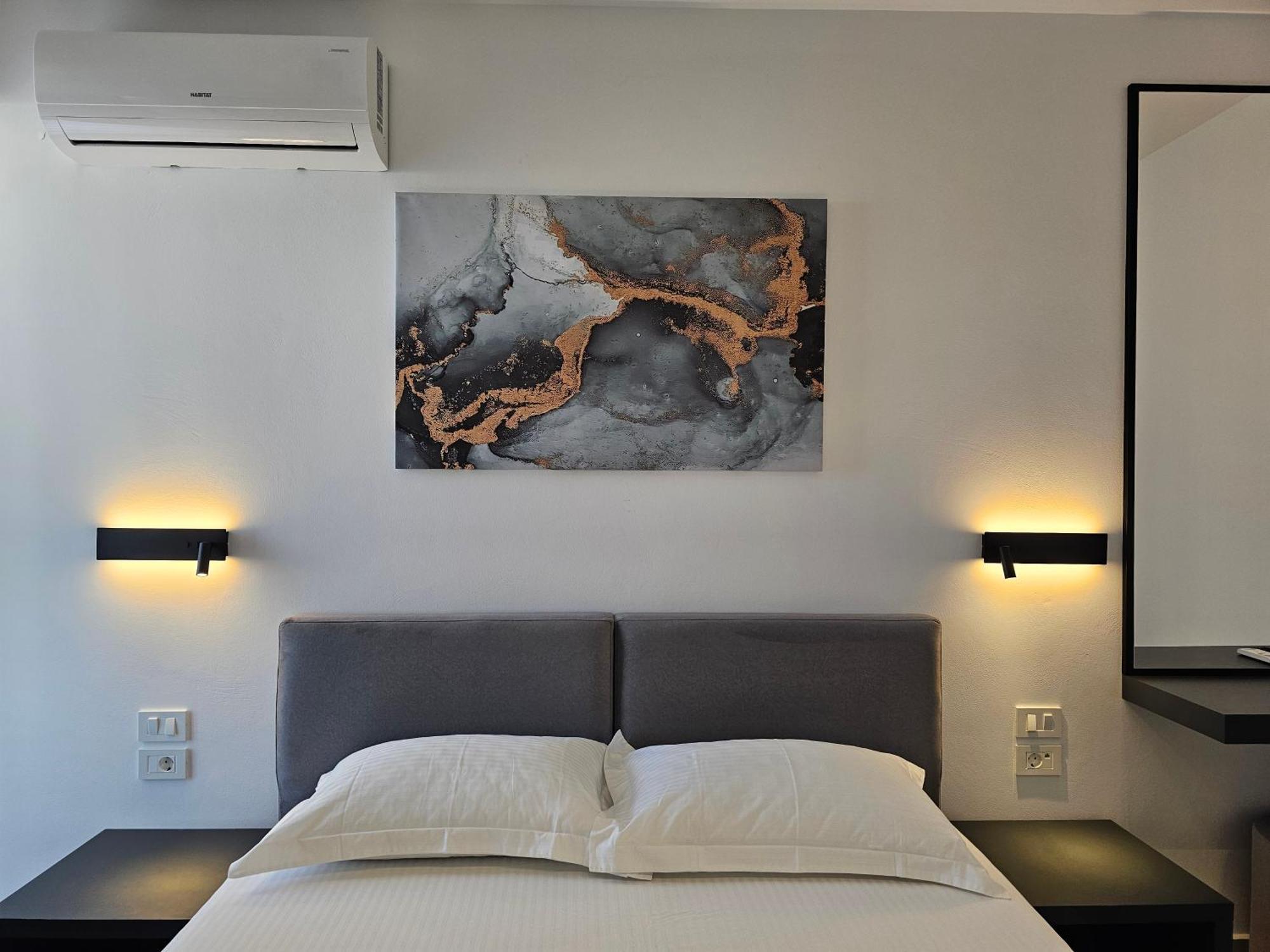 Adele Hotel Ksamil Extérieur photo