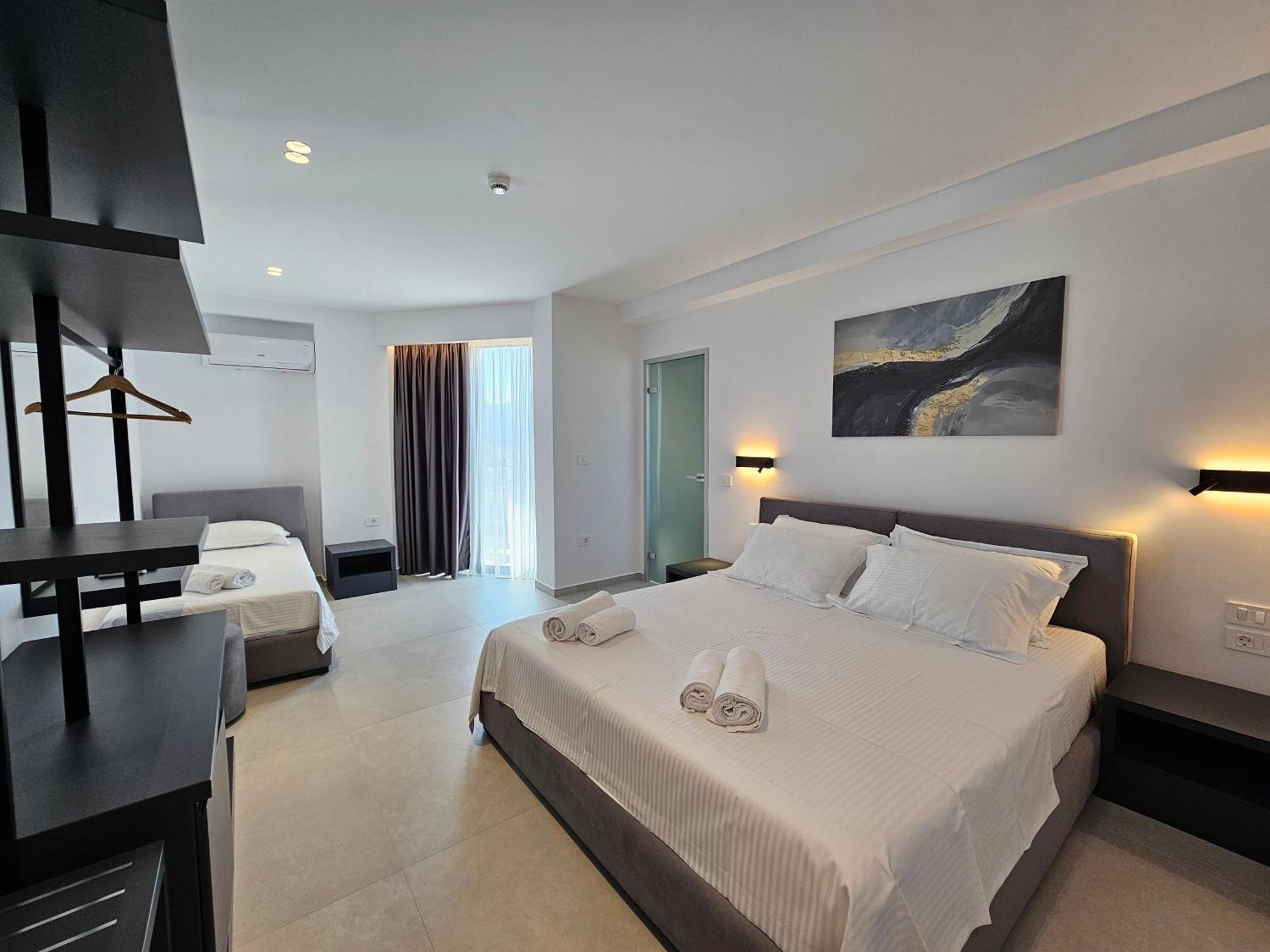 Adele Hotel Ksamil Extérieur photo