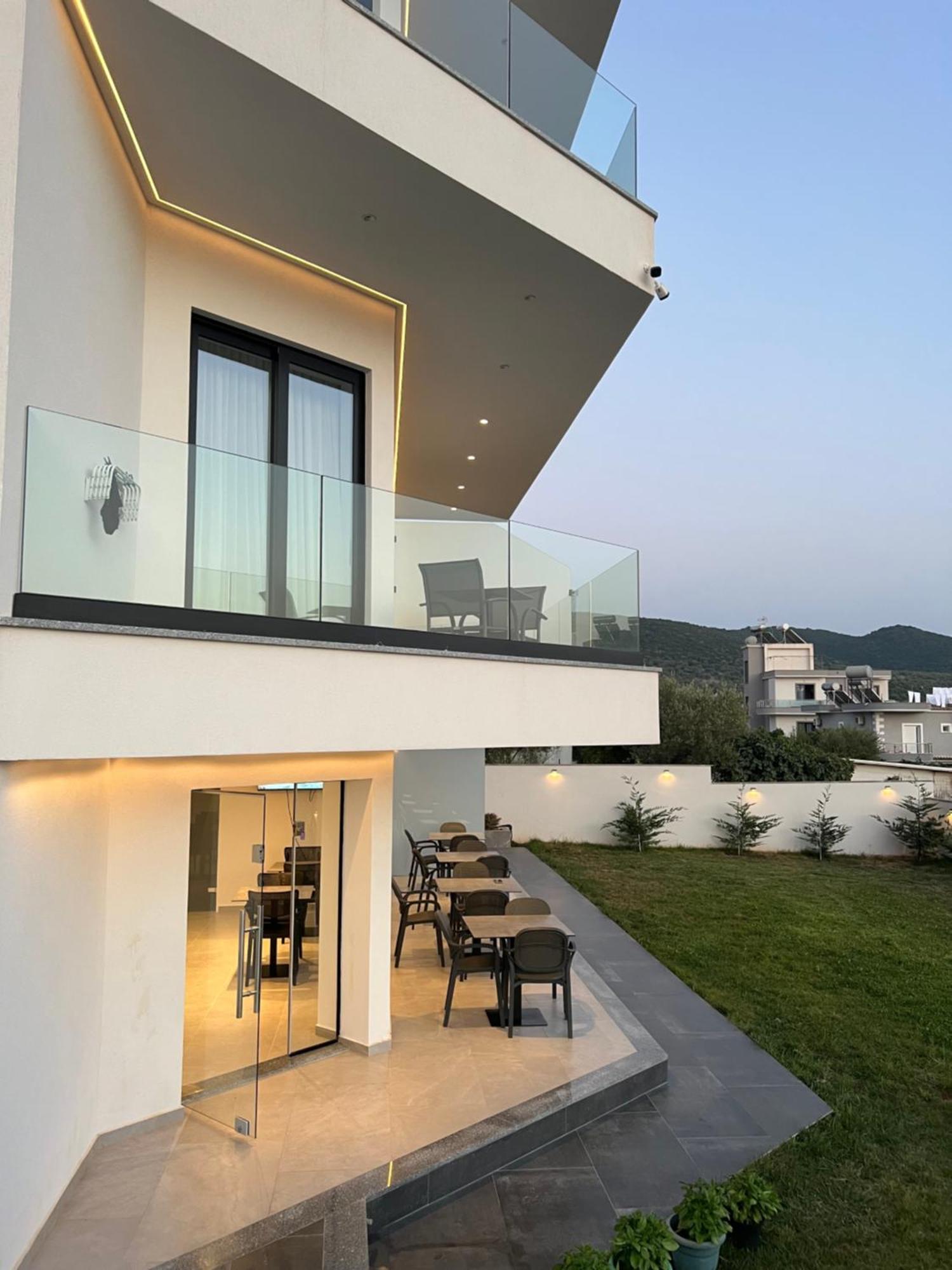 Adele Hotel Ksamil Extérieur photo