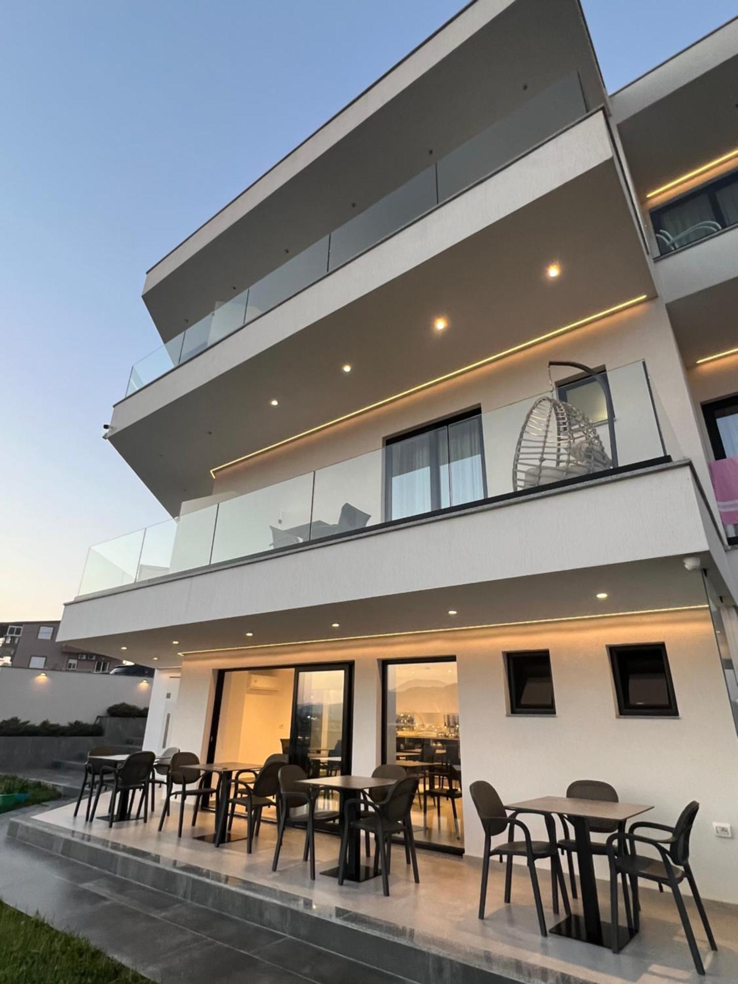 Adele Hotel Ksamil Extérieur photo
