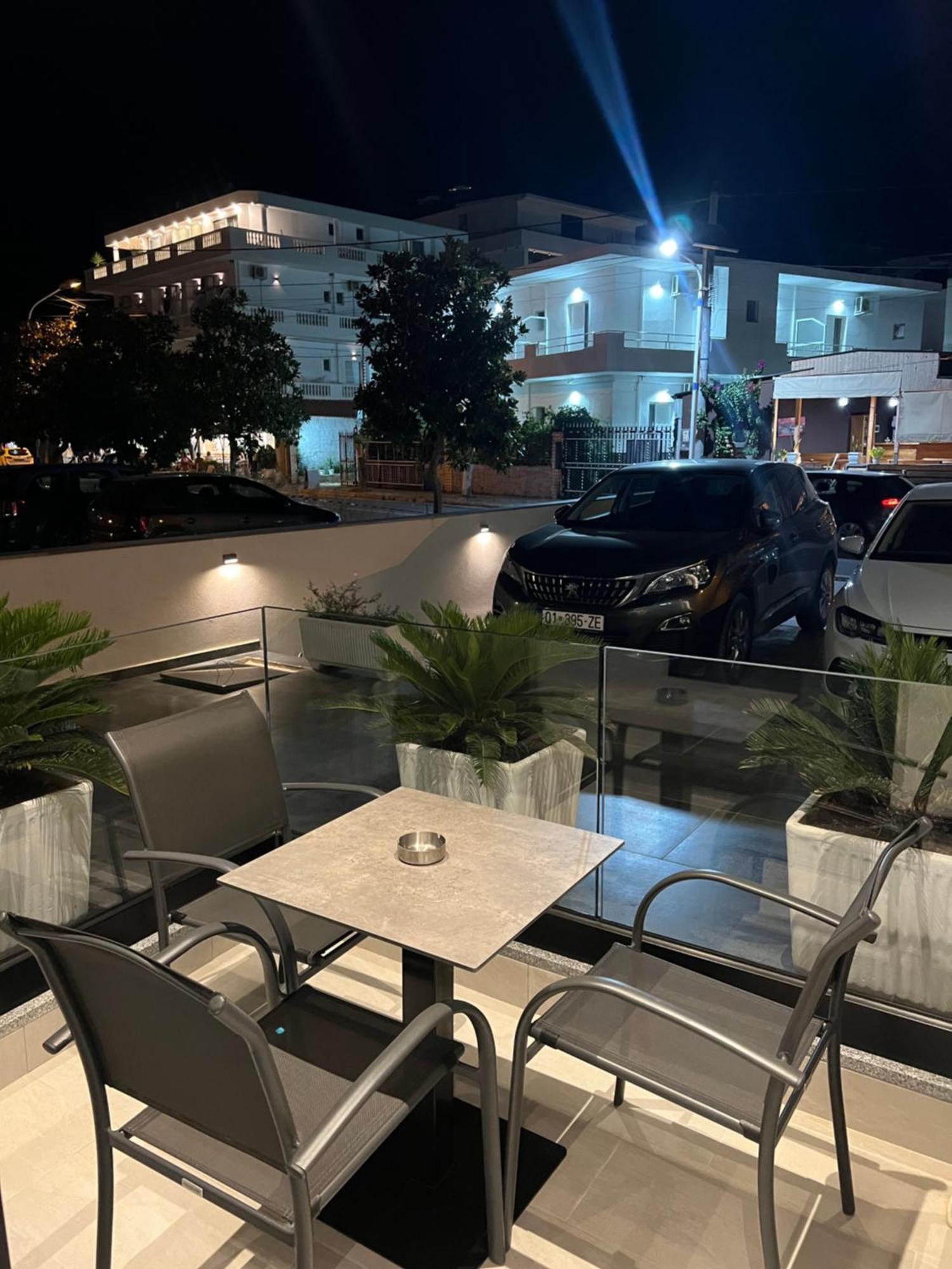 Adele Hotel Ksamil Extérieur photo